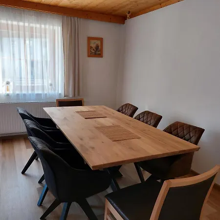 Alojamento de Acomodação e Pequeno-almoço Maier Flattach