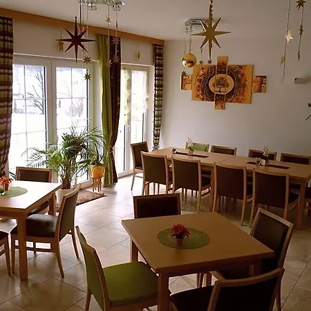 Bed & Breakfast Maier Flattach