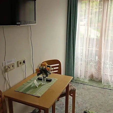 Maier Bed & Breakfast