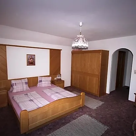 Bed & Breakfast Maier Flattach