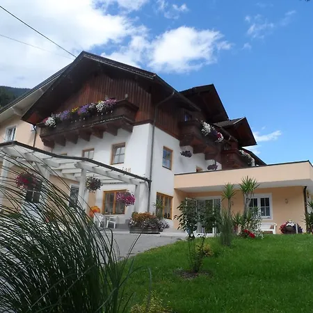 Maier Alojamento de Acomodação e Pequeno-almoço Flattach