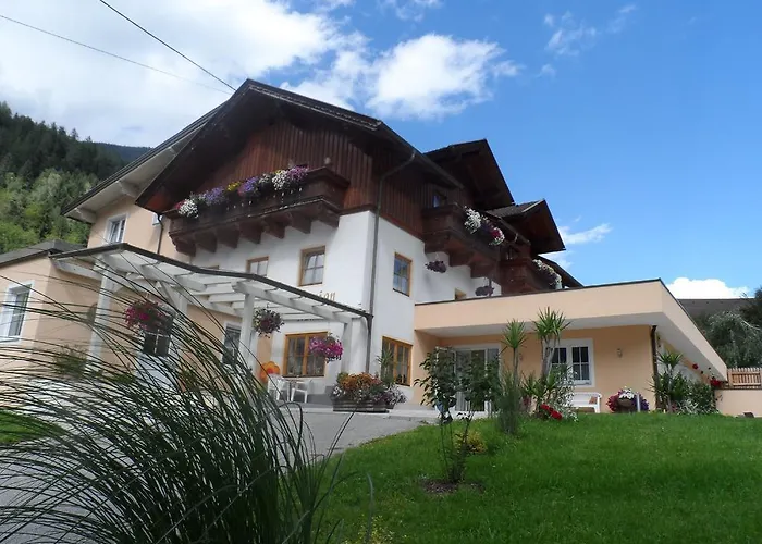 Maier Nocleg ze śniadaniem Flattach